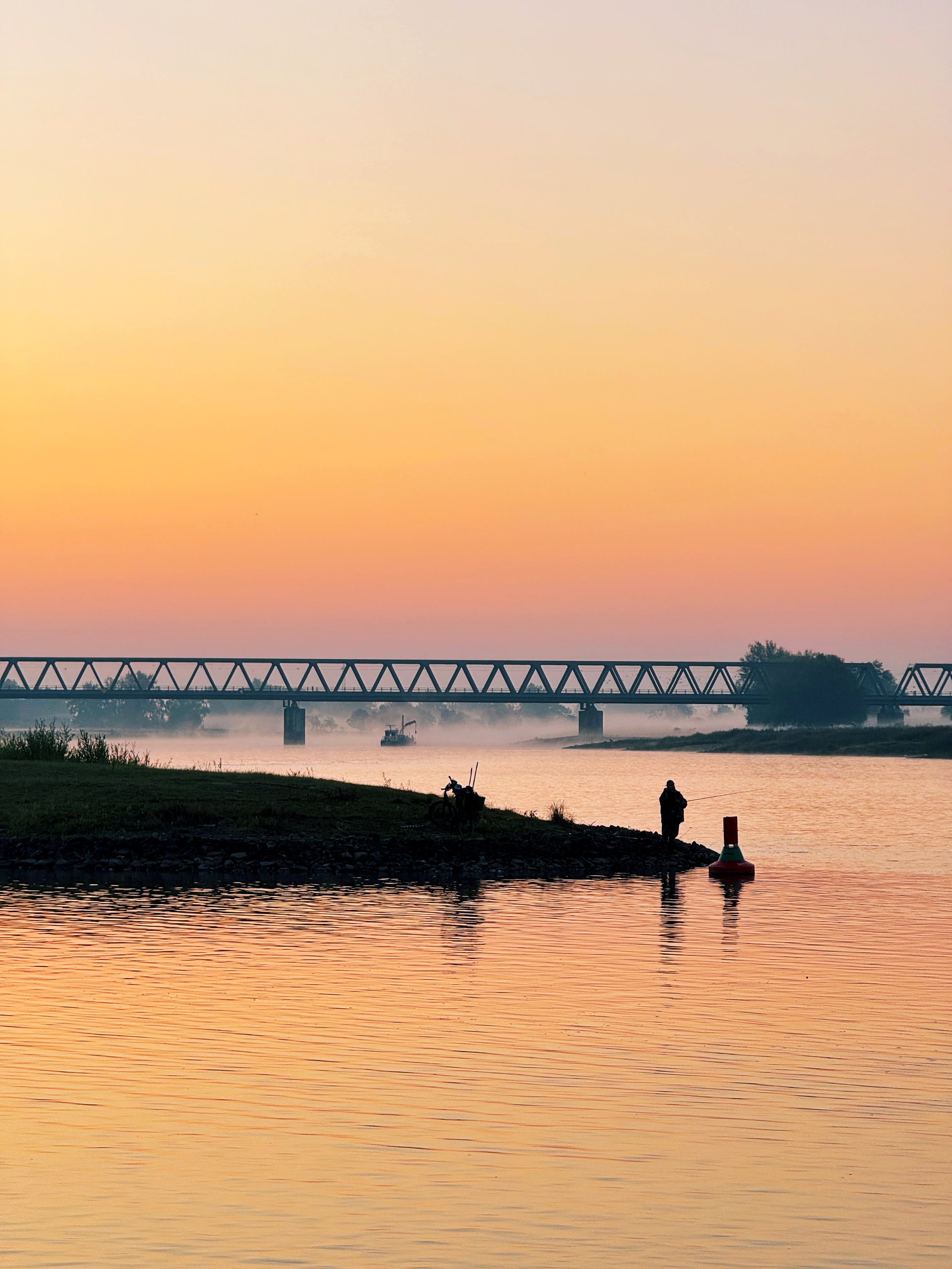 Elbe bei Sonnenaufgang
